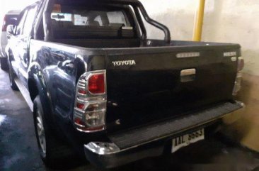 Selling Black Toyota Hilux 2014 Automatic Diesel at 58000 km 