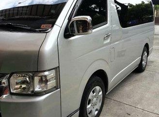 Selling 2014 Toyota Hiace at 28000 km