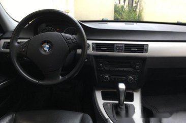 Black Bmw 320I 2009 at 37000 km for sale