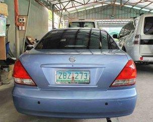 Selling Blue Nissan Sentra 2005 Automatic Gasoline at 90000 km 