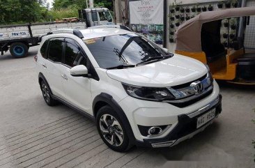 White Honda BR-V 2017 at 19000 km for sale 