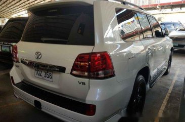 White Toyota Land Cruiser 2012 Automatic Diesel for sale 