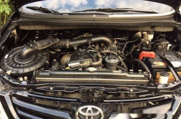 Black Toyota Innova 2011 Automatic Gasoline for sale 