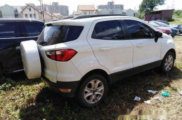 White Ford Ecosport 2016 at 9000 km for sale