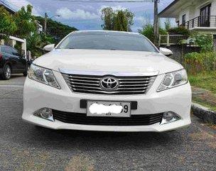 White Toyota Camry 2014 for sale in Muntinlupa