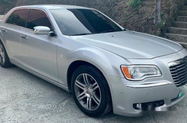 Selling Chrysler 300c 2013 in Pasig