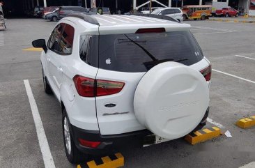 Selling White Ford Ecosport 2015 at 51000 km