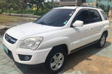 Selling White Kia Sportage 2009 in Talisay