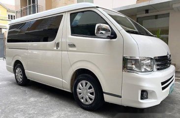 Selling Toyota Hiace 2012 at 60000 km