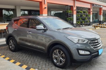 Hyundai Santa Fe 2013 at 103000 km for sale 