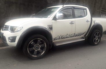 2013 Mitsubishi Strada for sale in Quezon City 