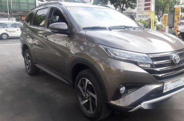 Sell 2018 Toyota Rush Automatic Gasoline at 2720 km 