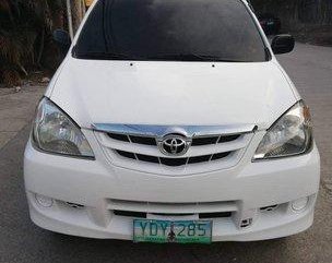 Sell White 2007 Toyota Avanza in Cebu 