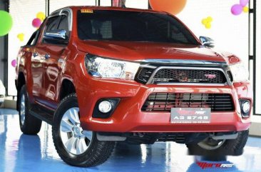 Orange Toyota Hilux 2018 at 4000 km for sale 