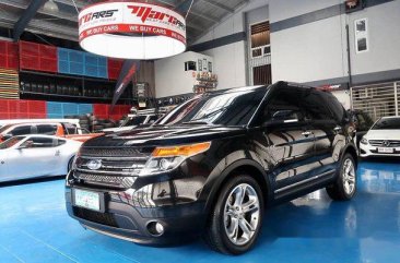 Black Ford Explorer 2013 at 15000 km for sale 