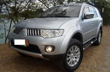 Silver Mitsubishi Montero sport 2010 Automatic Diesel for sale 