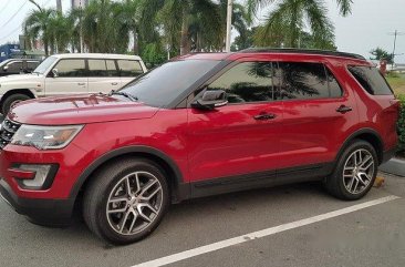 Selling Red Ford Explorer 2017 Automatic Gasoline