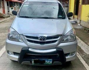 Selling Silver Toyota Avanza 2010 at 47000 km 