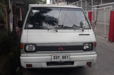 Selling White Mitsubishi L300 2002 at 150000 km