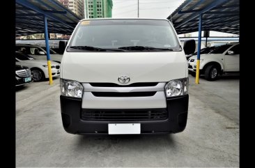  Toyota Hiace 2017 Van at 28000 km for sale