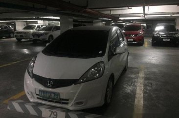 White Honda Jazz 2012 at 70000 km for sale 