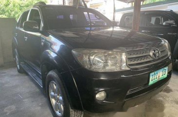 Sell Black 2010 Toyota Fortuner at 58000 km