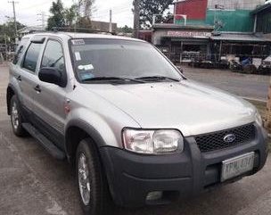 Selling Ford Escape 2004 at 125000 km