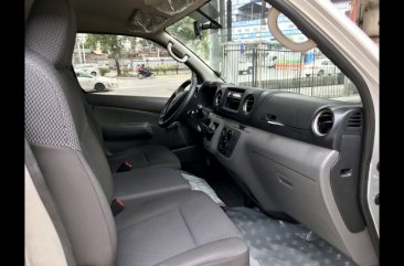 Selling 2017 Nissan Nv350 urvan Van