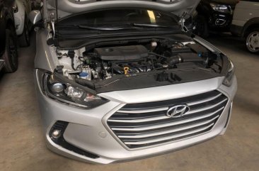 2018 Hyundai Elantra for sale in Pasig 