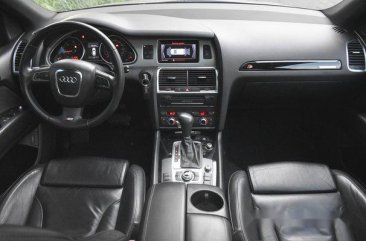 Silver Audi Q7 2010 Automatic Diesel for sale