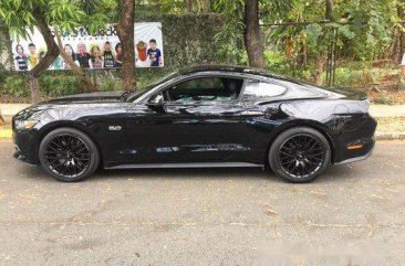 Selling Ford Mustang 2016 at 10000 km