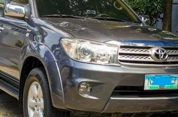 Toyota Fortuner 2010 for sale in Makati
