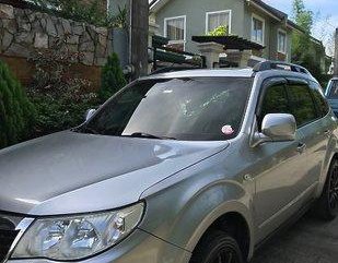 Silver Subaru Forester 2008 at 84000 km for sale