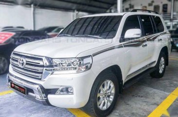 Toyota Land Cruiser 2018 for sale in Manila