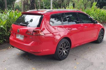 Red Volkswagen Golf 2017 at 2800 km for sale 