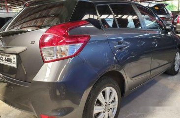 Grey Toyota Yaris 2016 at 14000 km for sale