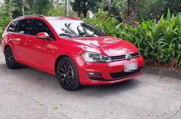 Red Volkswagen Golf 2017 at 2800 km for sale 