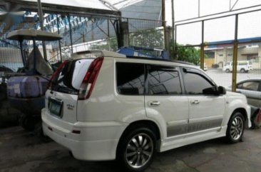 White 2006 Nissan X-Trail at 70000 km for sale