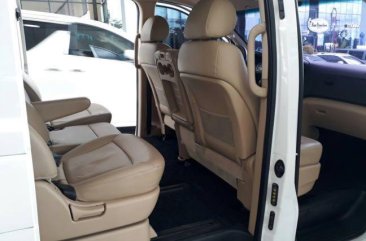 Selling Hyundai Starex 2014 in Pasig 