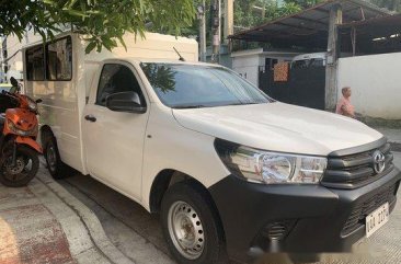 White Toyota Hilux 2017 for sale in Quezon City