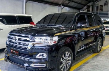 Sell 2019 Toyota Land Cruiser in Manila