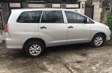 Silver Toyota Innova 2011 for sale in Caloocan