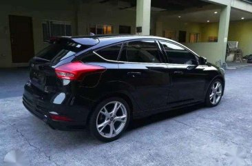 Sell 2016 Ford Focus in Manila