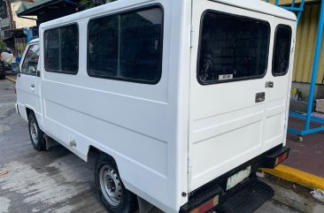 Selling Mitsubishi L300 2003 in Manila