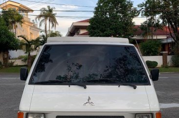 Selling Mitsubishi L300 2016 in Quezon City