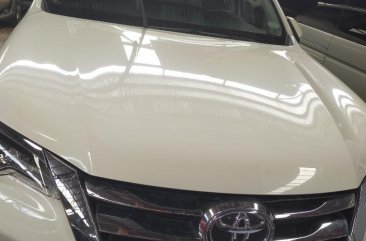 Pearl White Toyota Fortuner 2019 for sale in Quezon City