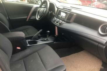 Sell 2014 Toyota Rav4 in Pasig