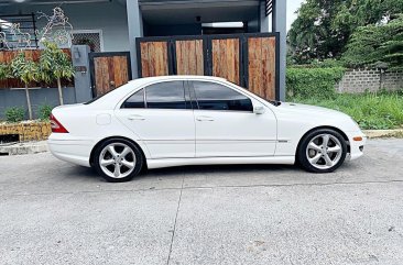 Mercedes-Benz C-Class 2006 for sale in Bacoor