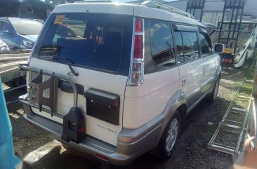 Selling Mitsubishi Adventure 2016 in Cainta