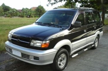 Sell 2000 Toyota Revo in Cabuyao